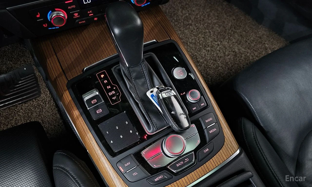 Audi A7 50 TFSI Quattro* BOSE* HEAD-UP* DISTRONIC* , снимка 14 - Автомобили и джипове - 54782247