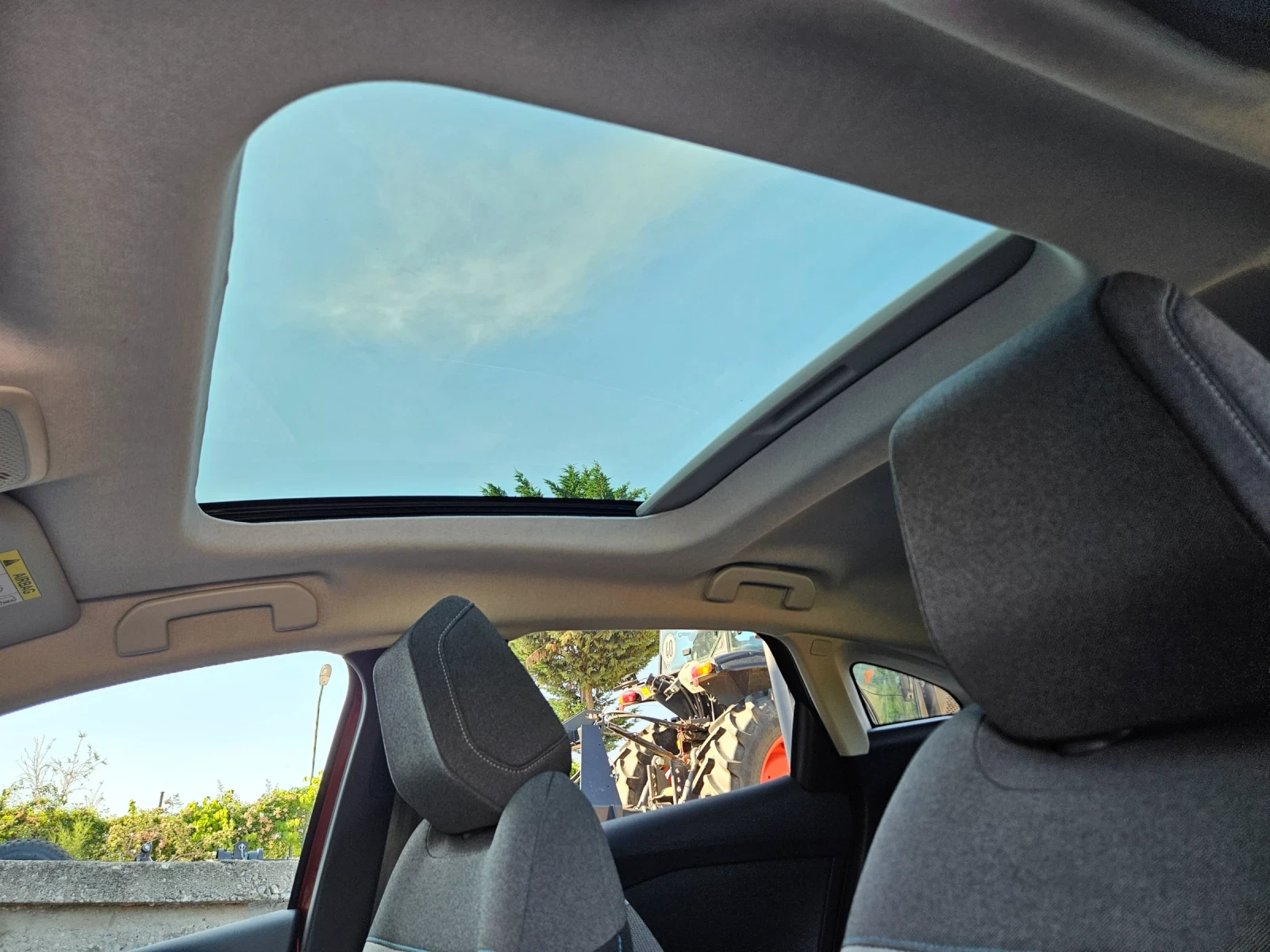 Citroen C4 1.2 turbo/131hp/8AT/SHINE, снимка 13 - Автомобили и джипове - 55014366