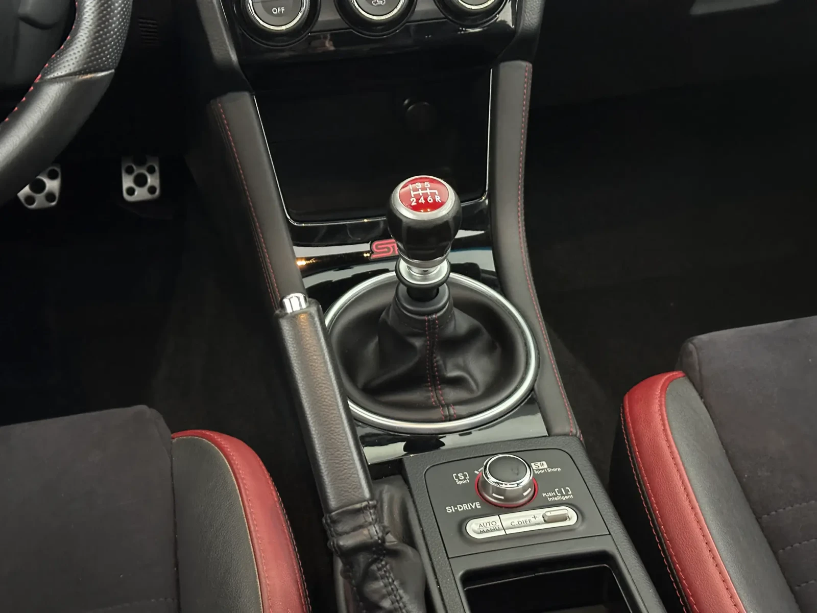 Subaru WRX STI Sport, снимка 15 - Автомобили и джипове - 55135501