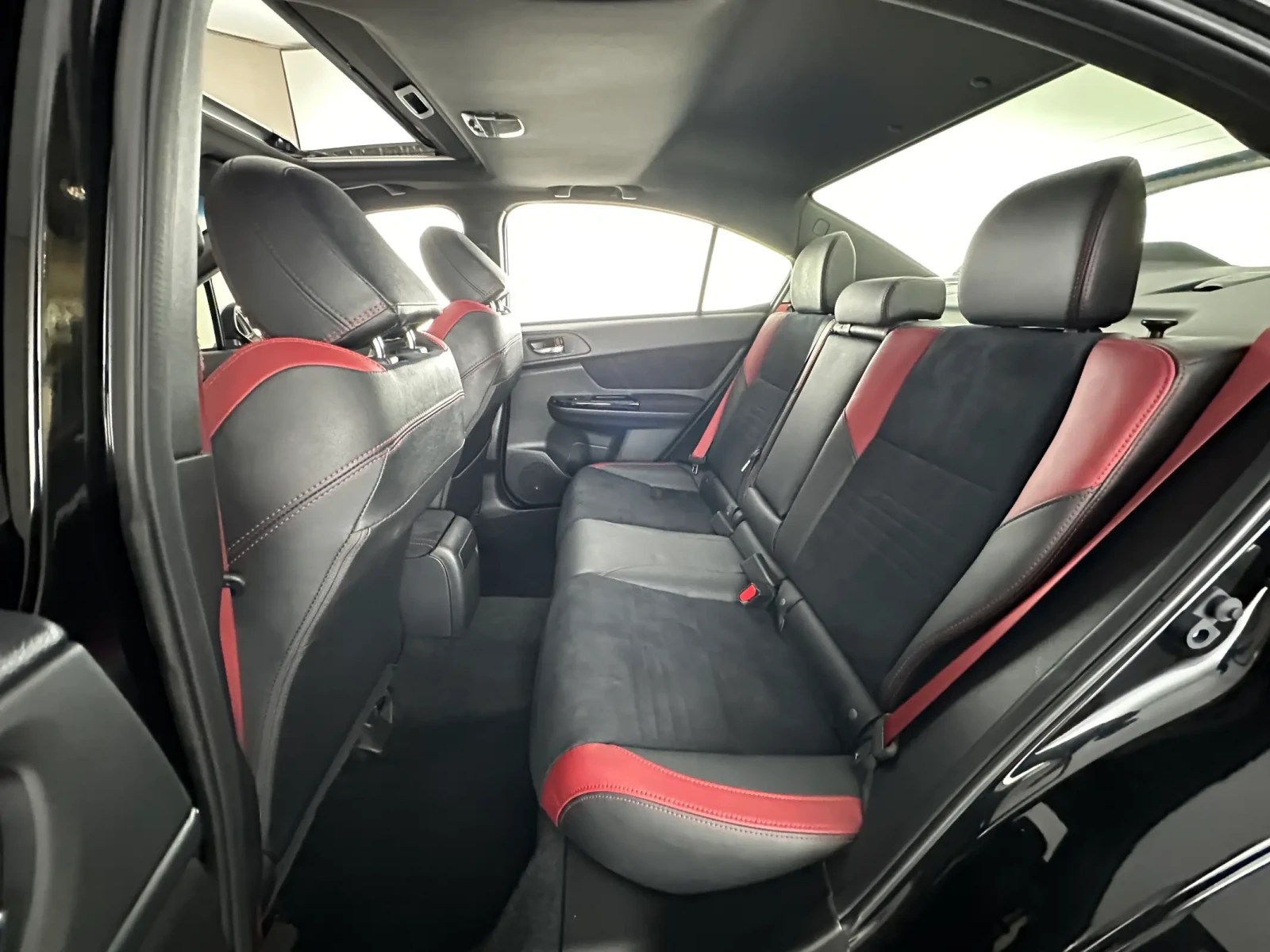 Subaru WRX STI Sport, снимка 17 - Автомобили и джипове - 55135501