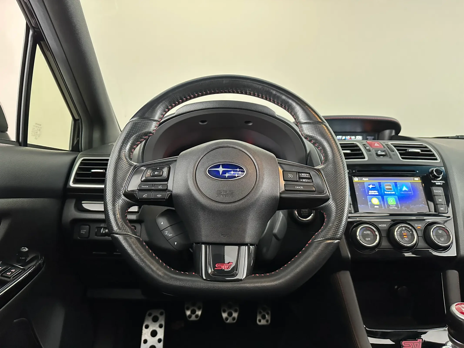 Subaru WRX STI Sport, снимка 13 - Автомобили и джипове - 55135501