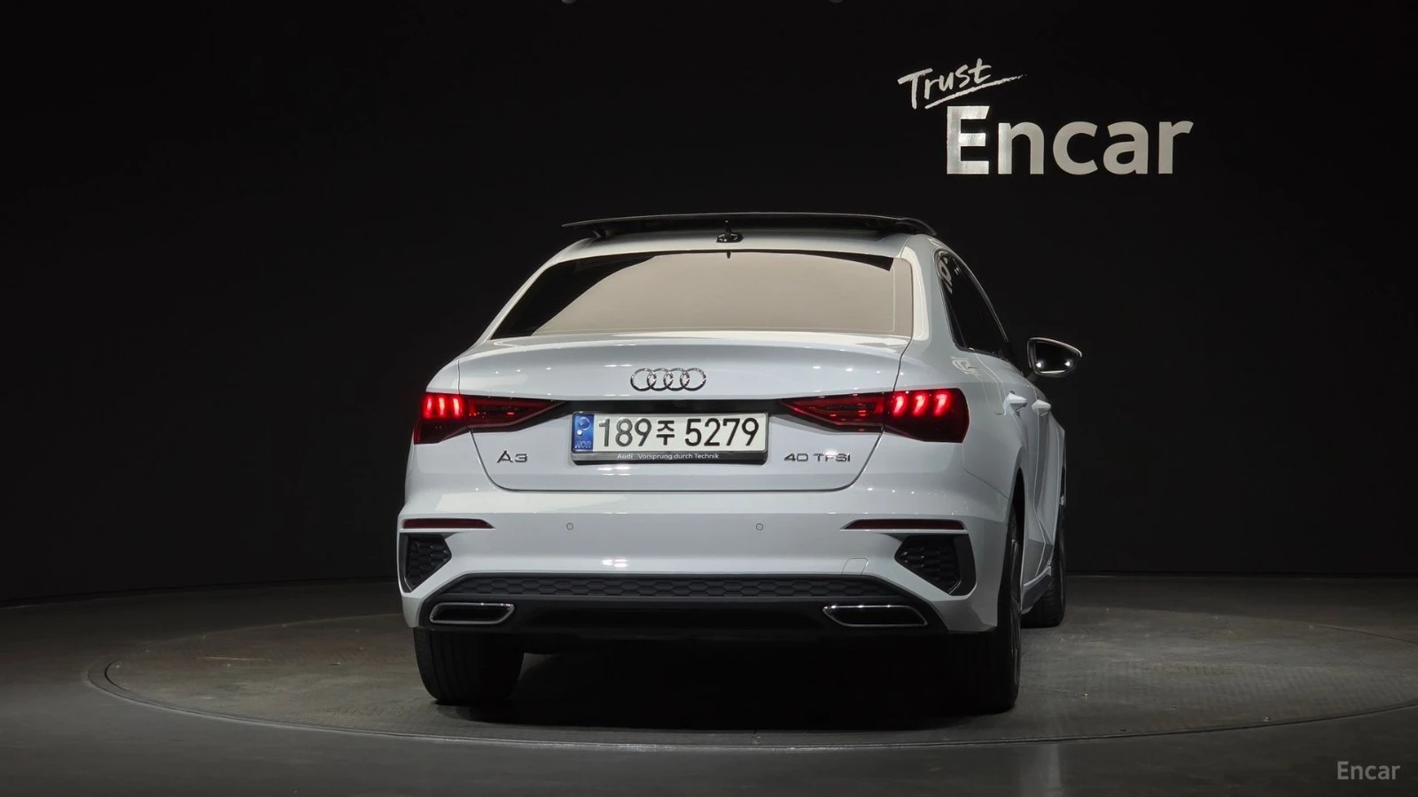 Audi A3 PREMIUM* 40TFSI* MATRIX* HEADUP* КАМЕРА* ПОДГРЕВ* , снимка 4 - Автомобили и джипове - 55464952