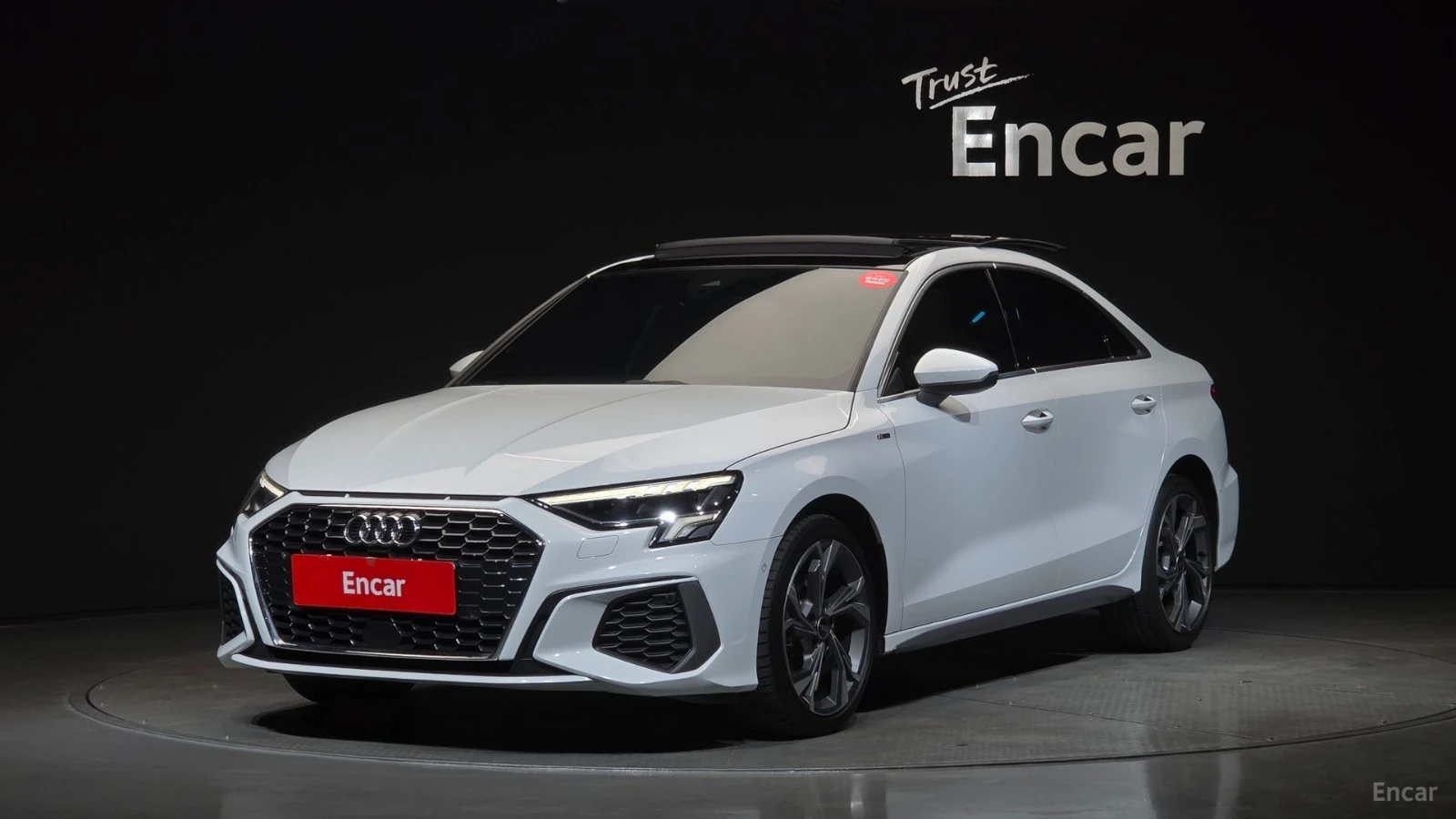Audi A3 PREMIUM* 40TFSI* MATRIX* HEADUP* КАМЕРА* ПОДГРЕВ* 