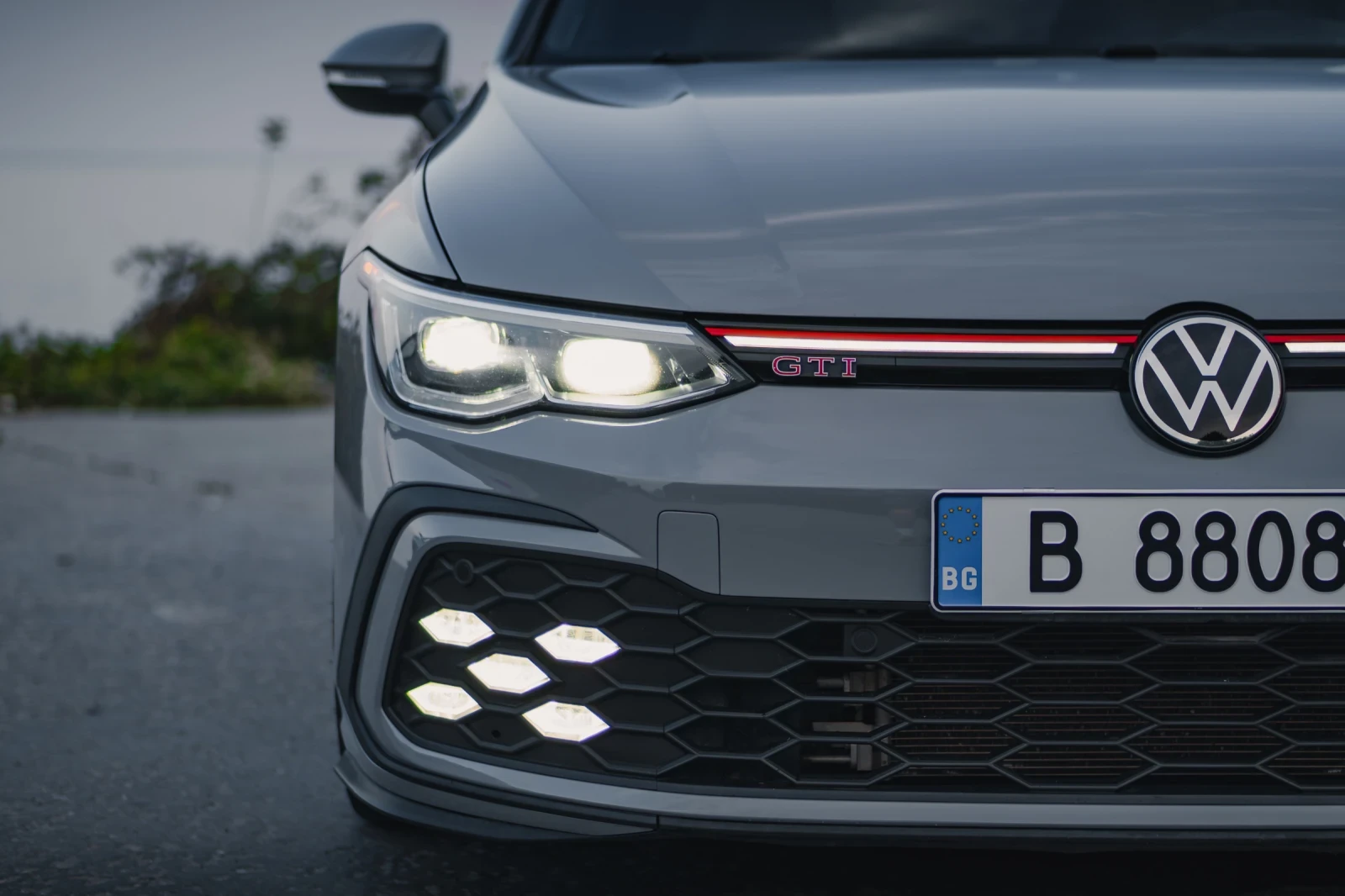 VW Golf GTI, снимка 2 - Автомобили и джипове - 55945681