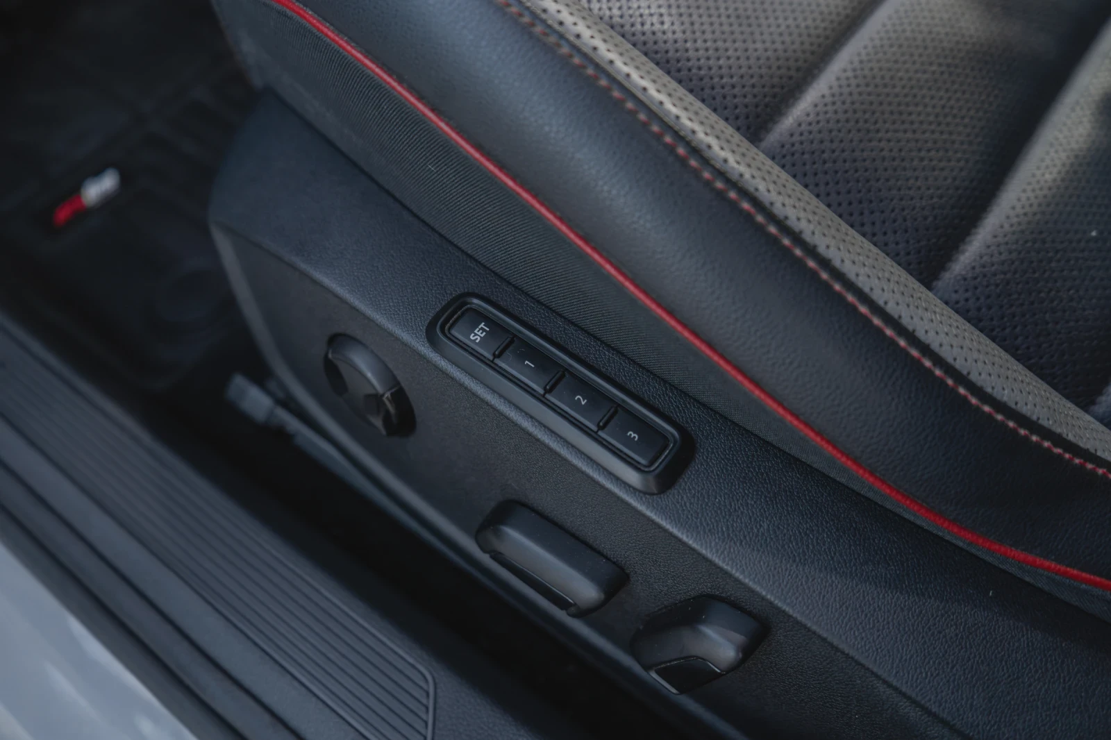 VW Golf GTI, снимка 8 - Автомобили и джипове - 55945681