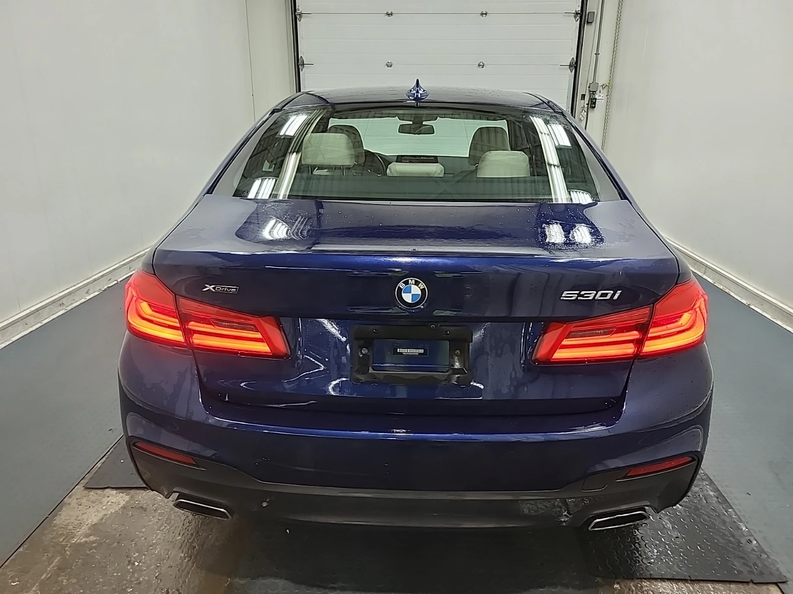 BMW 530 * DIGITAL* M SPORT PACKAGE* DIGITAL KEY* KEYLESS, снимка 4 - Автомобили и джипове - 56004993