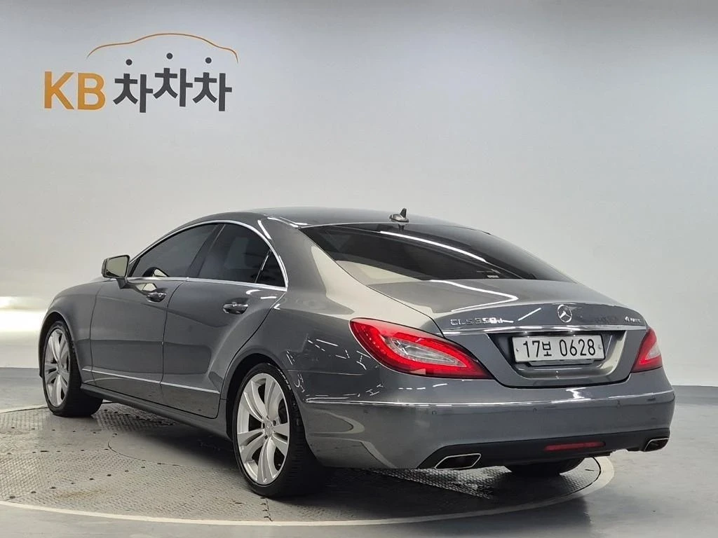 Mercedes-Benz CLS 350 D * 4MATIC * ОБДУХВАНЕ * 360 КАМЕРА * FACELIFT * , снимка 4 - Автомобили и джипове - 56009943