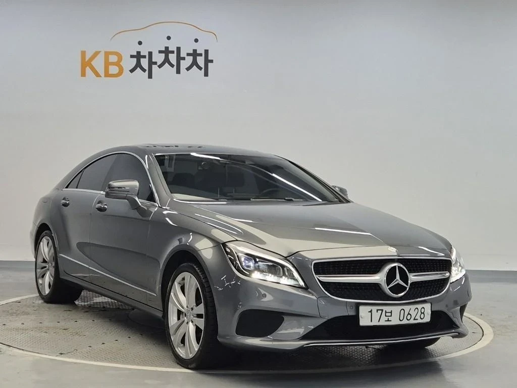 Mercedes-Benz CLS 350 D * 4MATIC * ОБДУХВАНЕ * 360 КАМЕРА * FACELIFT * , снимка 2 - Автомобили и джипове - 56009943