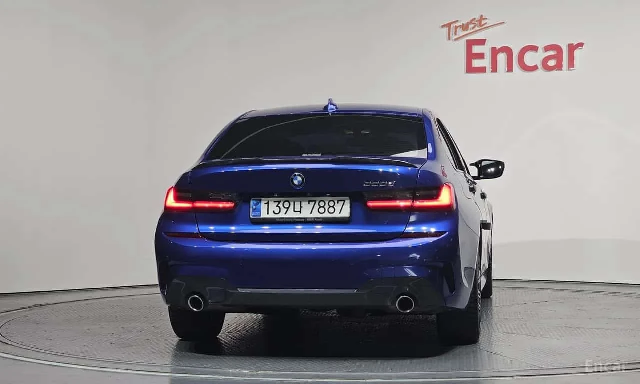 BMW 320 d M Sport | АВТОФИНАНСИРАНЕ | ЦЕНА ДО БЪЛГАРИЯ, снимка 4 - Автомобили и джипове - 56167244
