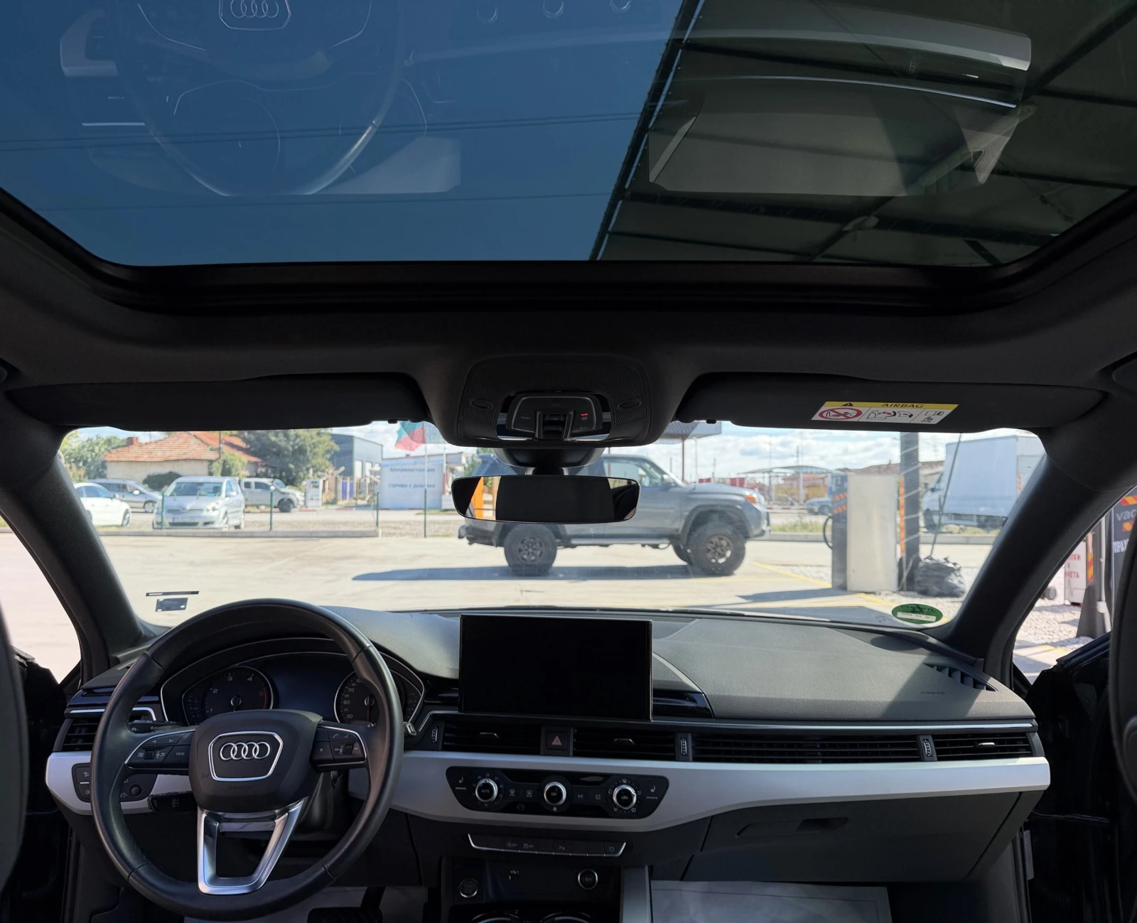 Audi A4 2.0 TDI MILD HYBRID, снимка 12 - Автомобили и джипове - 56247834