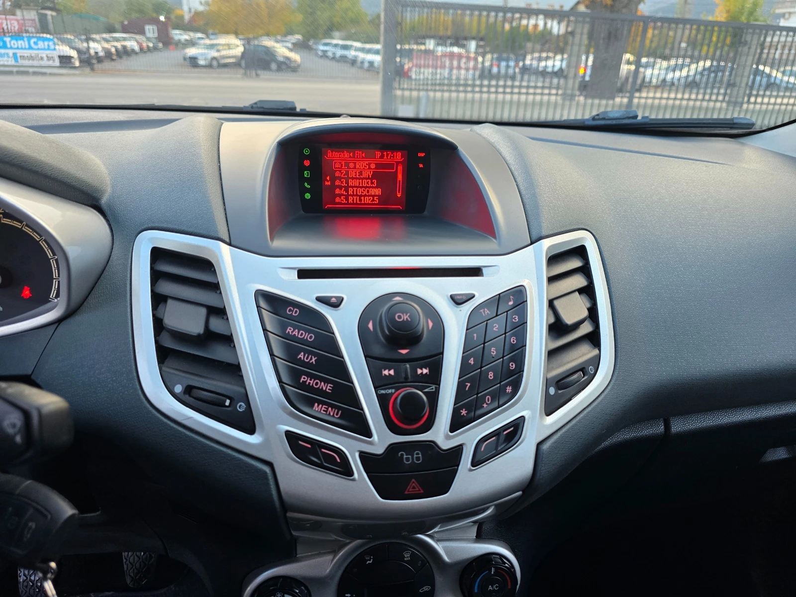 Ford Fiesta 1.4 ������-���, 96�.�., 2010�. | Mobile.bg � ����������� 11