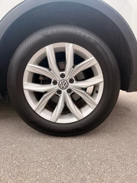 VW Tiguan 2.0TDI/4Motion/FullLED/Distro/LaneAssist - 16900 € / 33053.53 лв. - 28918631 10