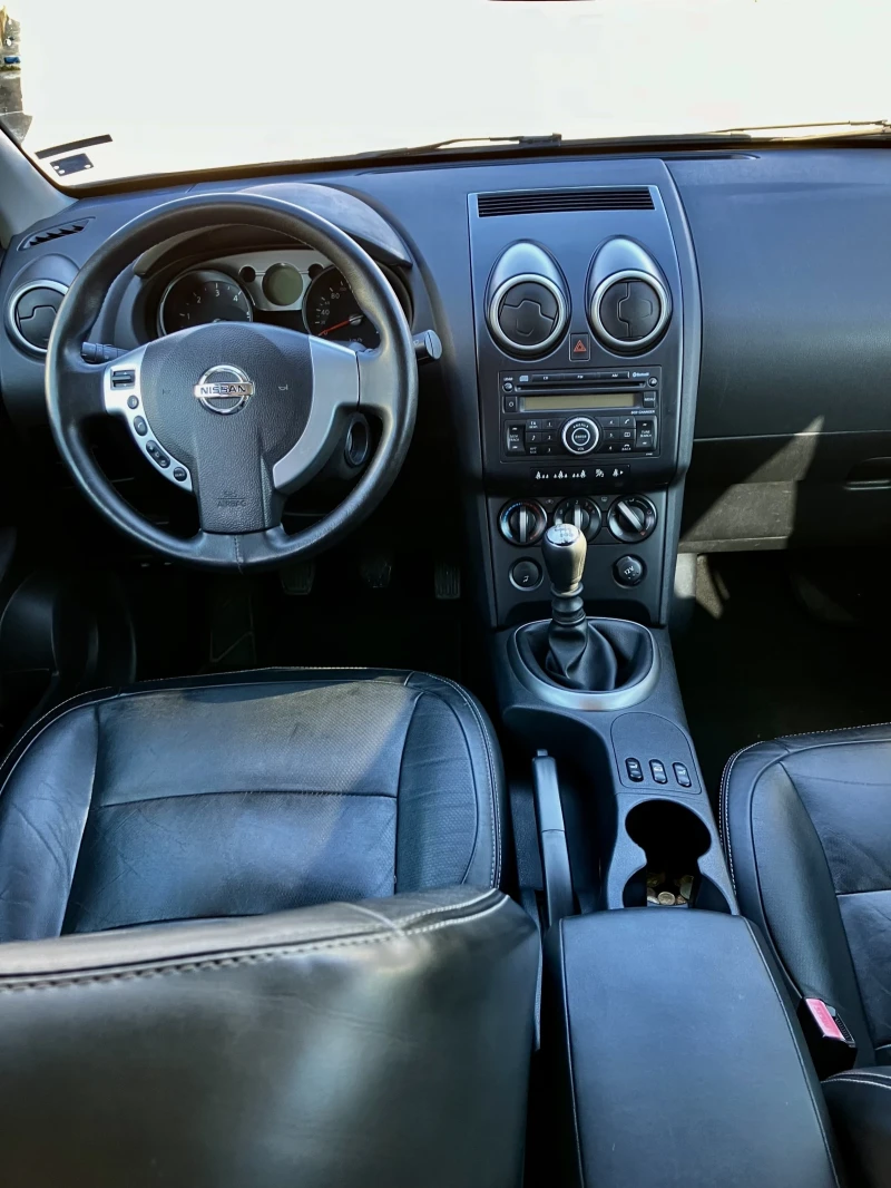 Nissan Qashqai 1.5 dci, снимка 8 - Автомобили и джипове - 49414610