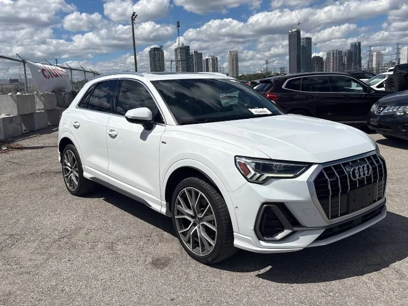 Audi Q3 * Technik * PANO * ПОДГРЕВ * КАМЕРА * ПАМЕТ, снимка 3 - Автомобили и джипове - 54920395