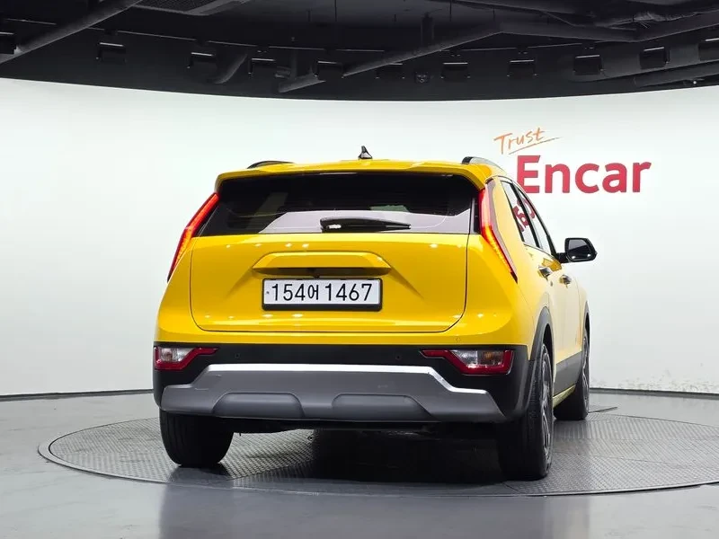 Kia Niro  Prestige, снимка 4 - Автомобили и джипове - 56128287