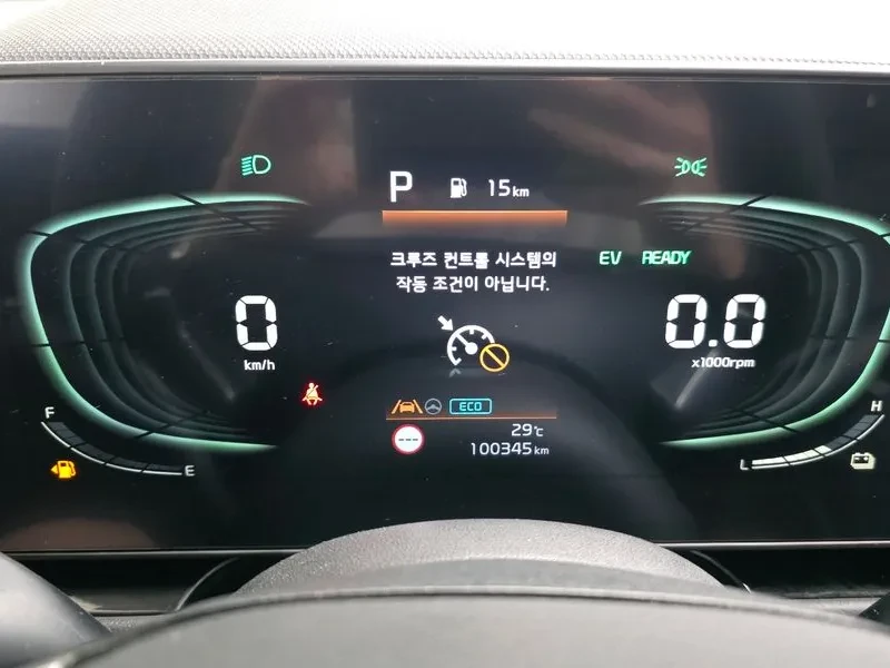 Kia Niro  Prestige, снимка 8 - Автомобили и джипове - 56128287