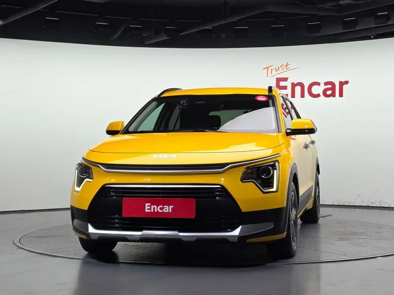 Kia Niro  Prestige, снимка 3 - Автомобили и джипове - 56128287