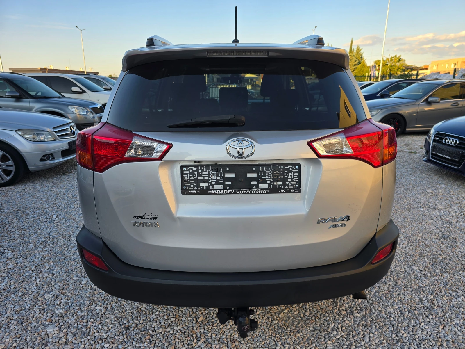 Toyota Rav4 2.2D4D 150KC/4X4/6-СКОРОСТИ/ - изображение 3