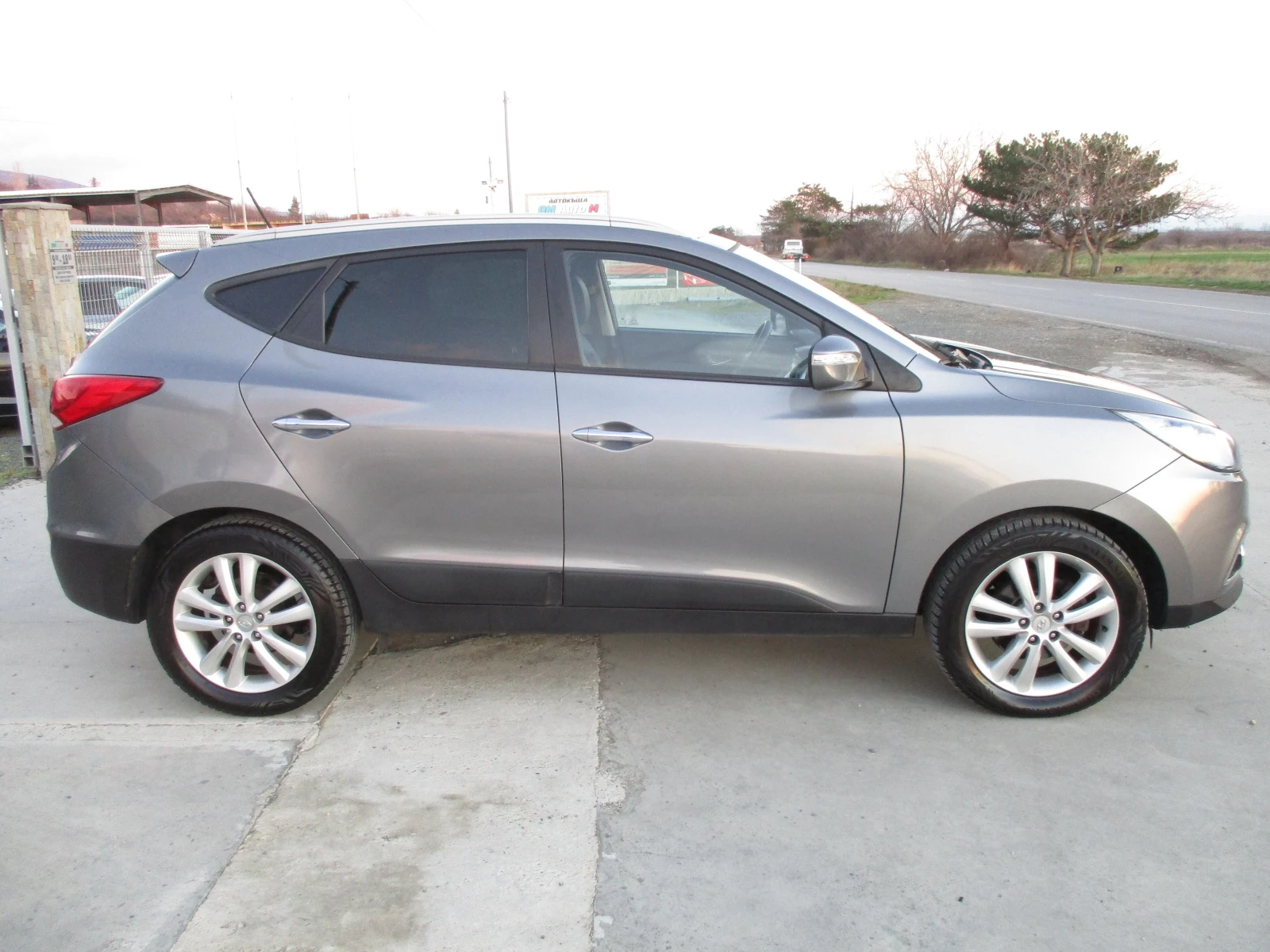 Hyundai IX35 2.0/�����/183��./6-��������/4�4/���� ���� | Mobile.bg � ����������� 3