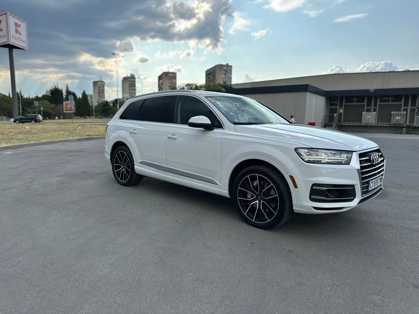 Audi Q7 3.0 - изображение 5