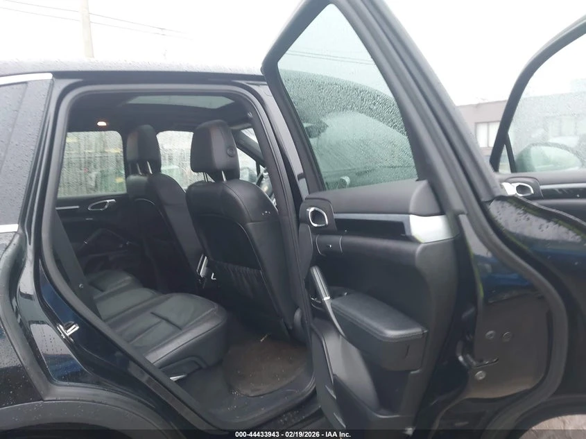 Porsche Cayenne 3.6l, снимка 8 - Автомобили и джипове - 53953928