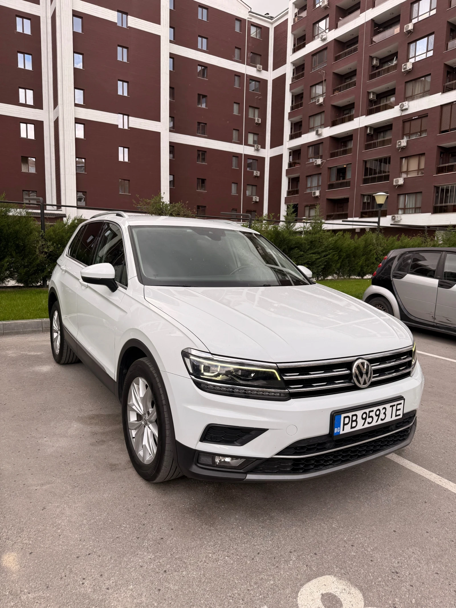 VW Tiguan 2.0TDI/4Motion/FullLED/Distro/LaneAssist