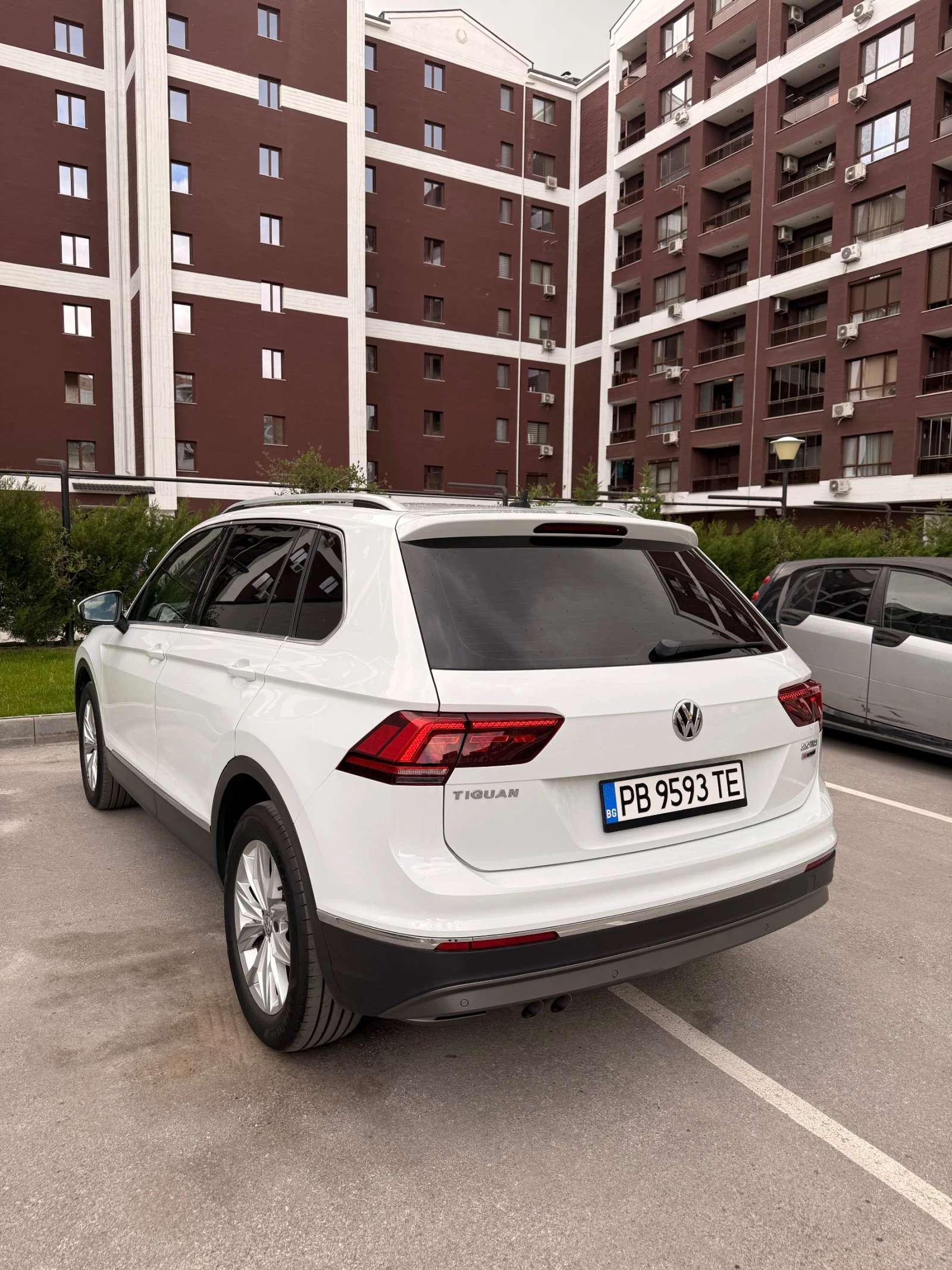 VW Tiguan 2.0TDI/4Motion/FullLED/Distro/LaneAssist | Mobile.bg � ����������� 5