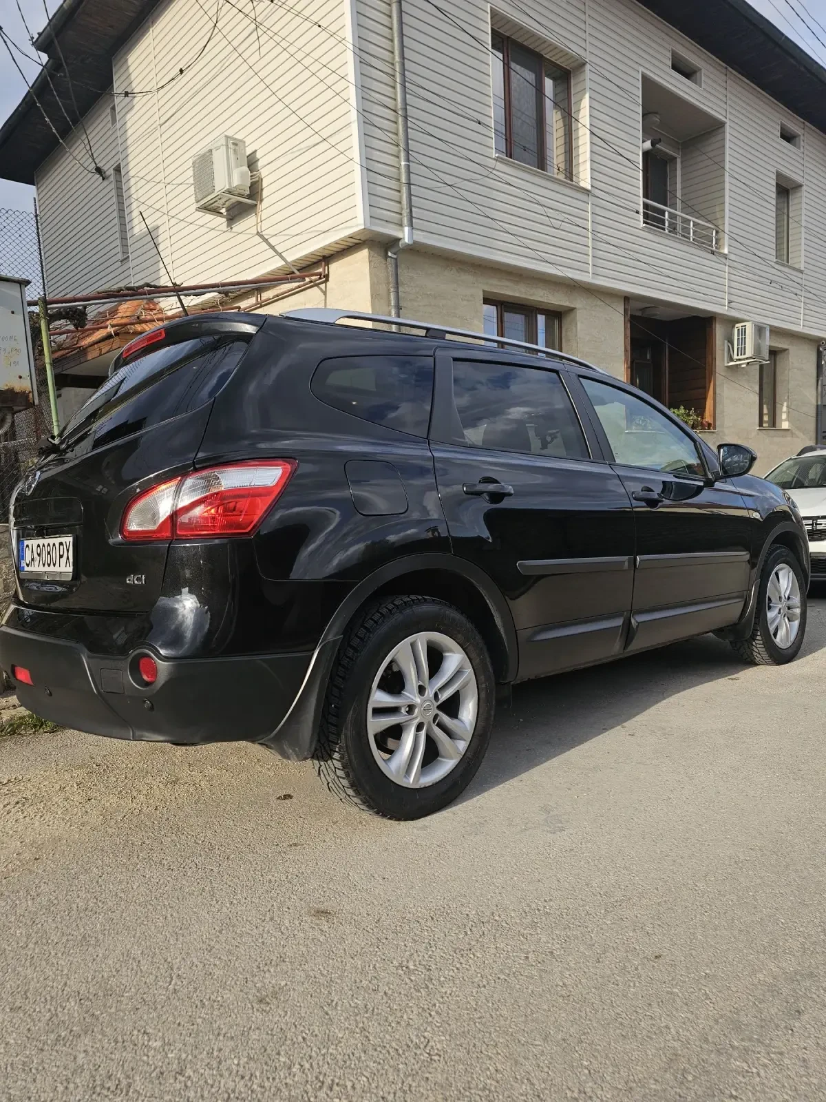 Nissan Qashqai + 2 Панорама Автомат 4х4 , снимка 6 - Автомобили и джипове - 54170694