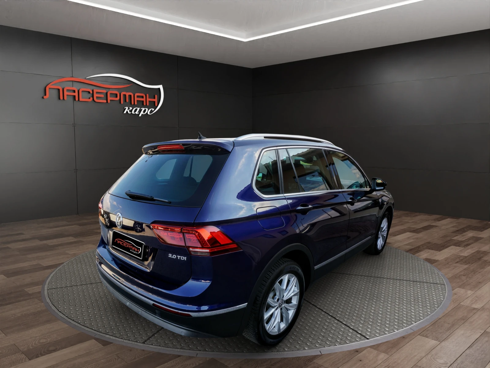 VW Tiguan 2.0TDI EXECUTIVE DSG, снимка 3 - Автомобили и джипове - 55082967