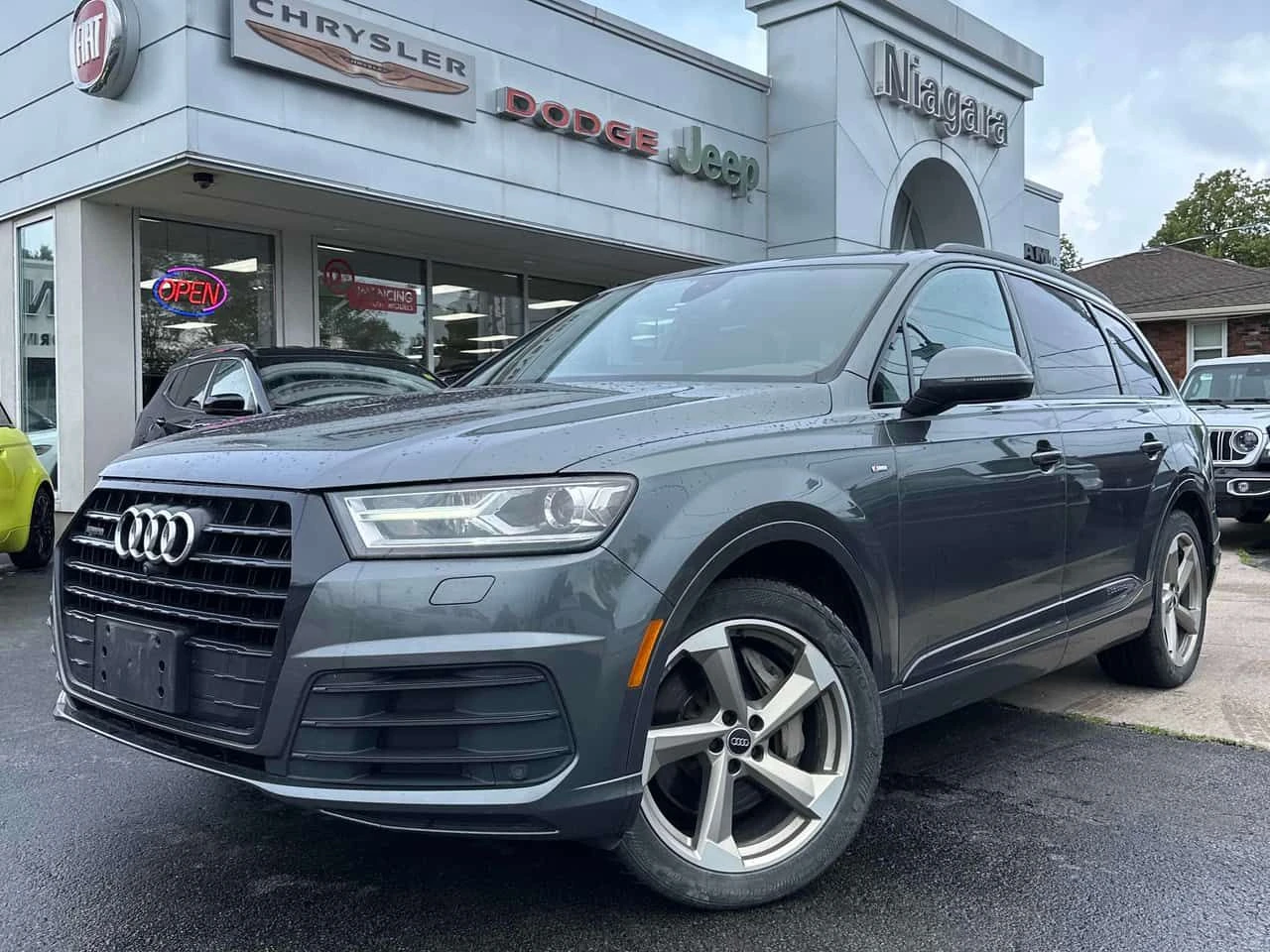Audi Q7 Progressiv | CARFAX | АВТОКРЕДИТ БЕЗ ПЪРВОНАЧАЛНА