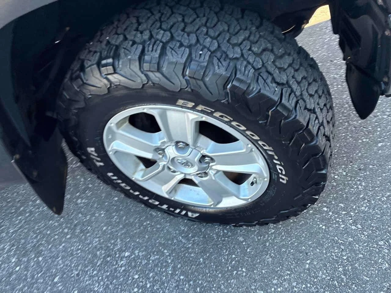 Toyota Tundra * SR5 * CARFAX * ����� �� ����������� | Mobile.bg � ����������� 11