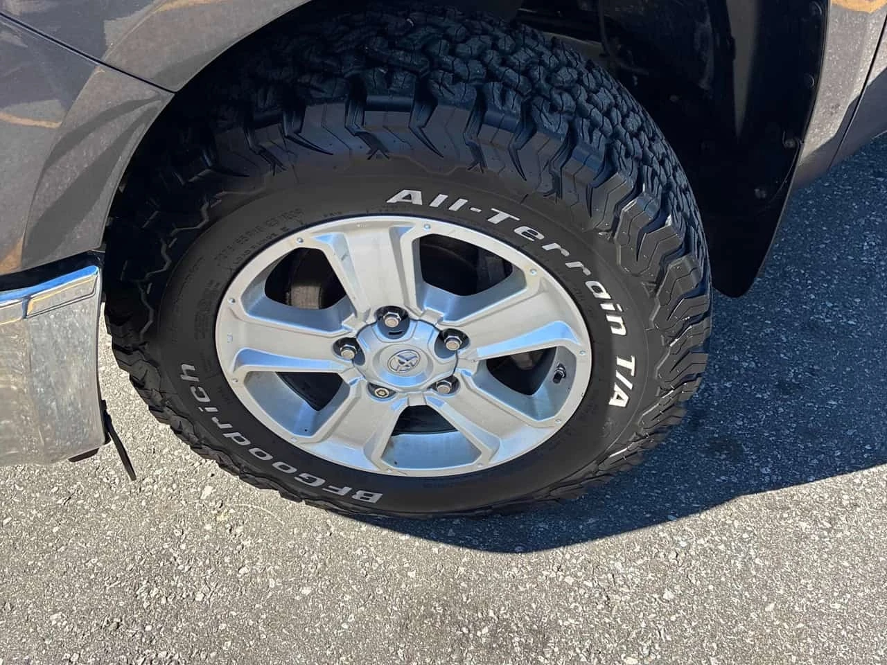 Toyota Tundra * SR5 * CARFAX * ����� �� ����������� | Mobile.bg � ����������� 7