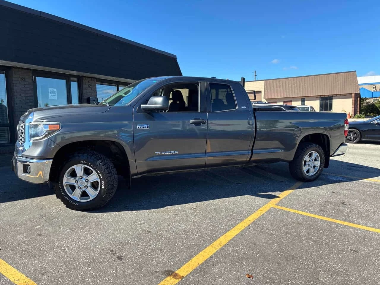 Toyota Tundra * SR5 * CARFAX * ����� �� ����������� | Mobile.bg � ����������� 2