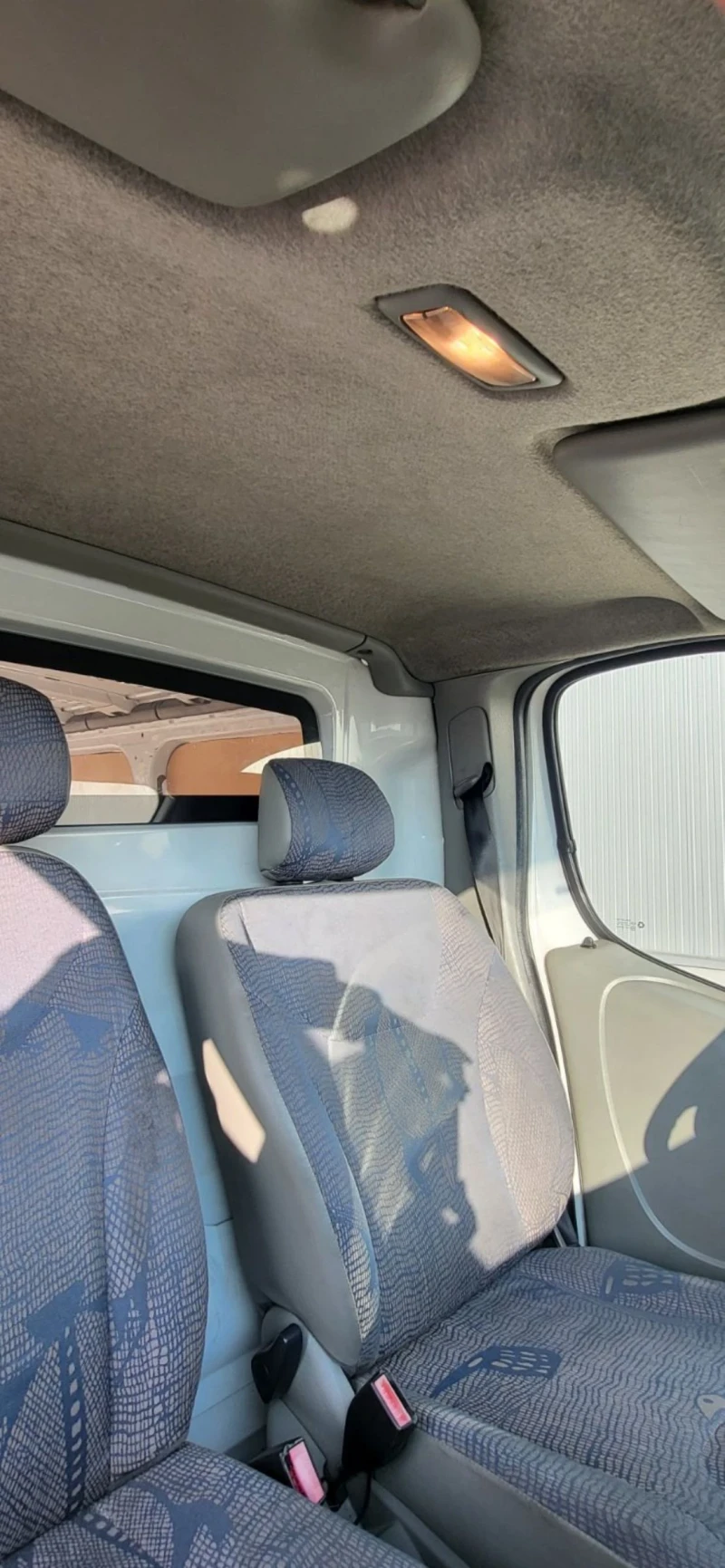 Renault Trafic L1H1, снимка 4 - Бусове и автобуси - 52893479