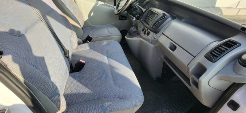 Renault Trafic L1H1, снимка 6 - Бусове и автобуси - 52893479