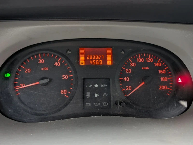 Renault Trafic L1H1, снимка 14 - Бусове и автобуси - 52893479