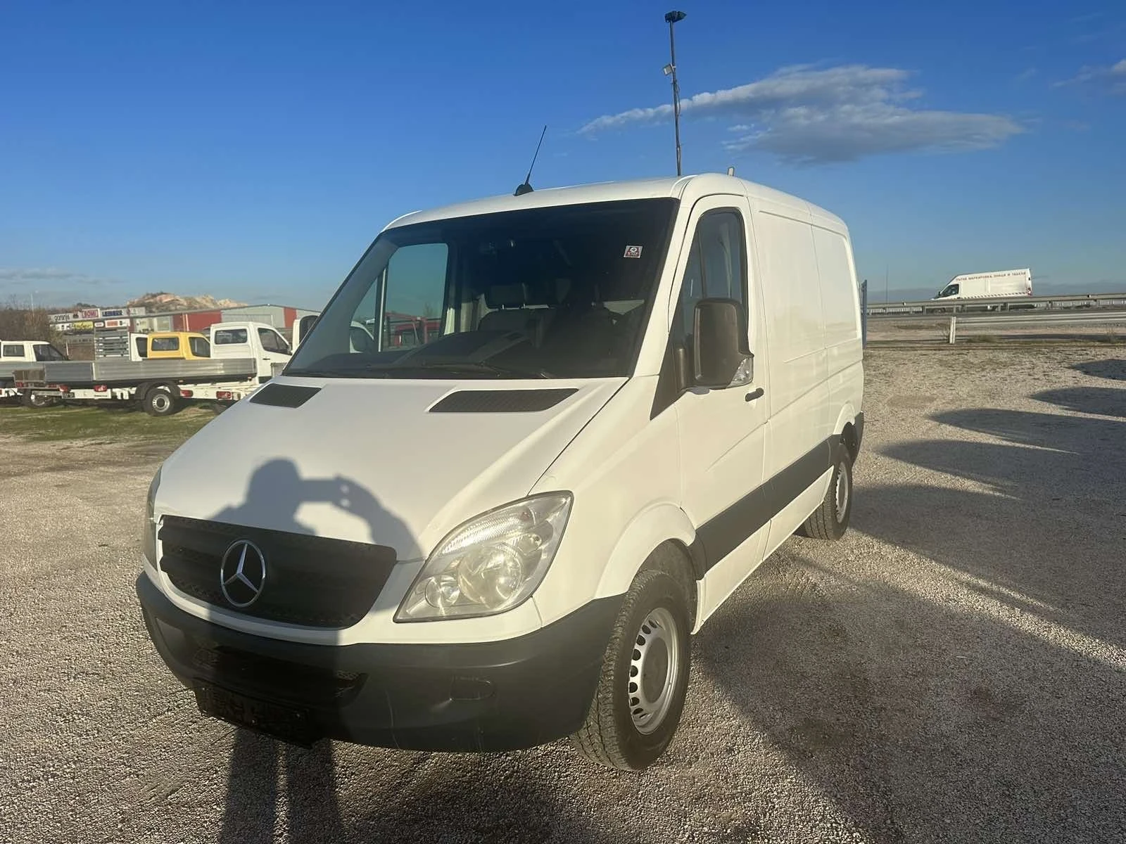 Mercedes-Benz Sprinter 209  - изображение 2