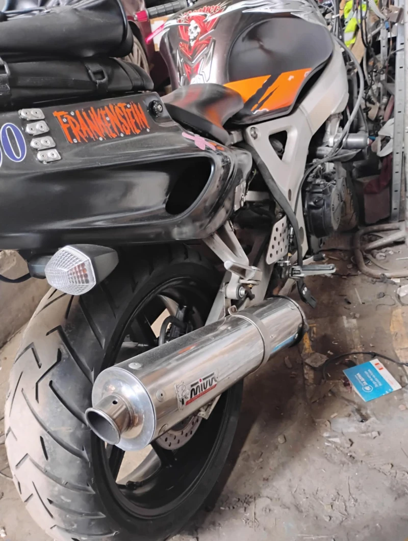 Honda Cbr 900RR, снимка 13 - Мотоциклети и мототехника - 52657768