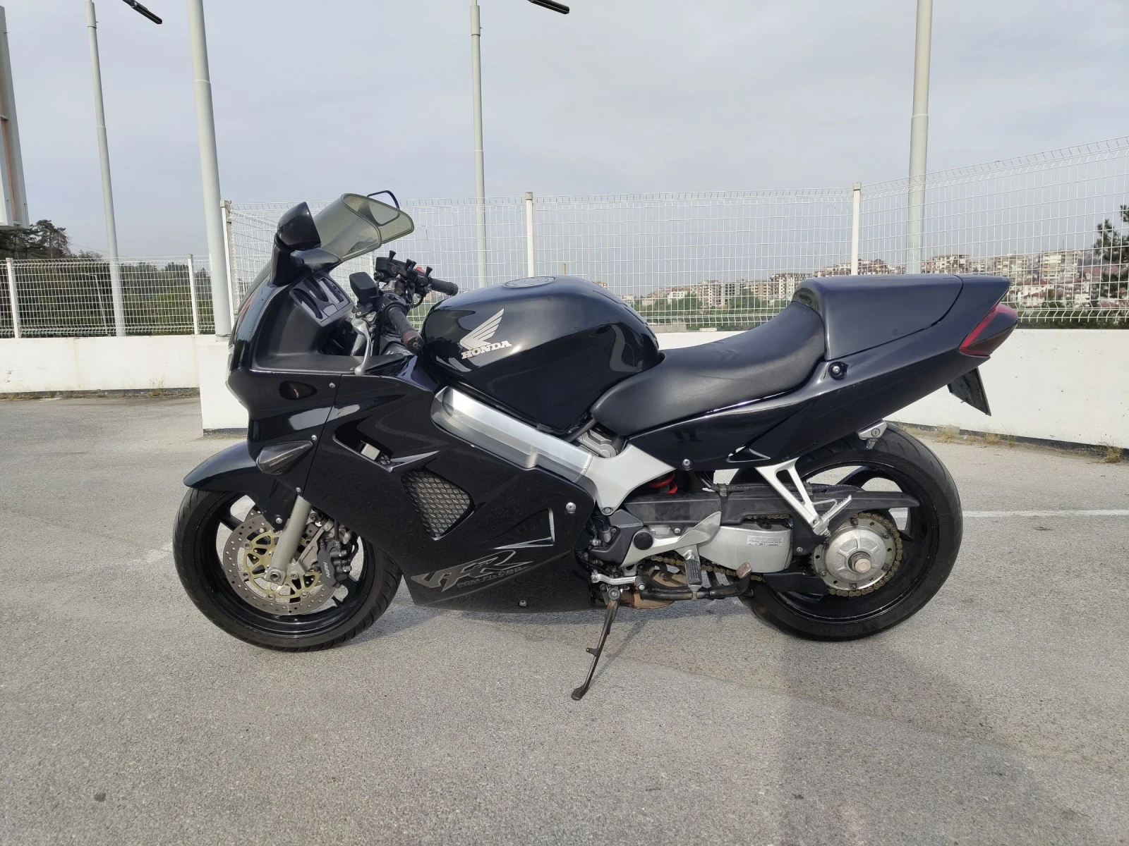 Honda Vfr 800 fi Delkevic - изображение 2