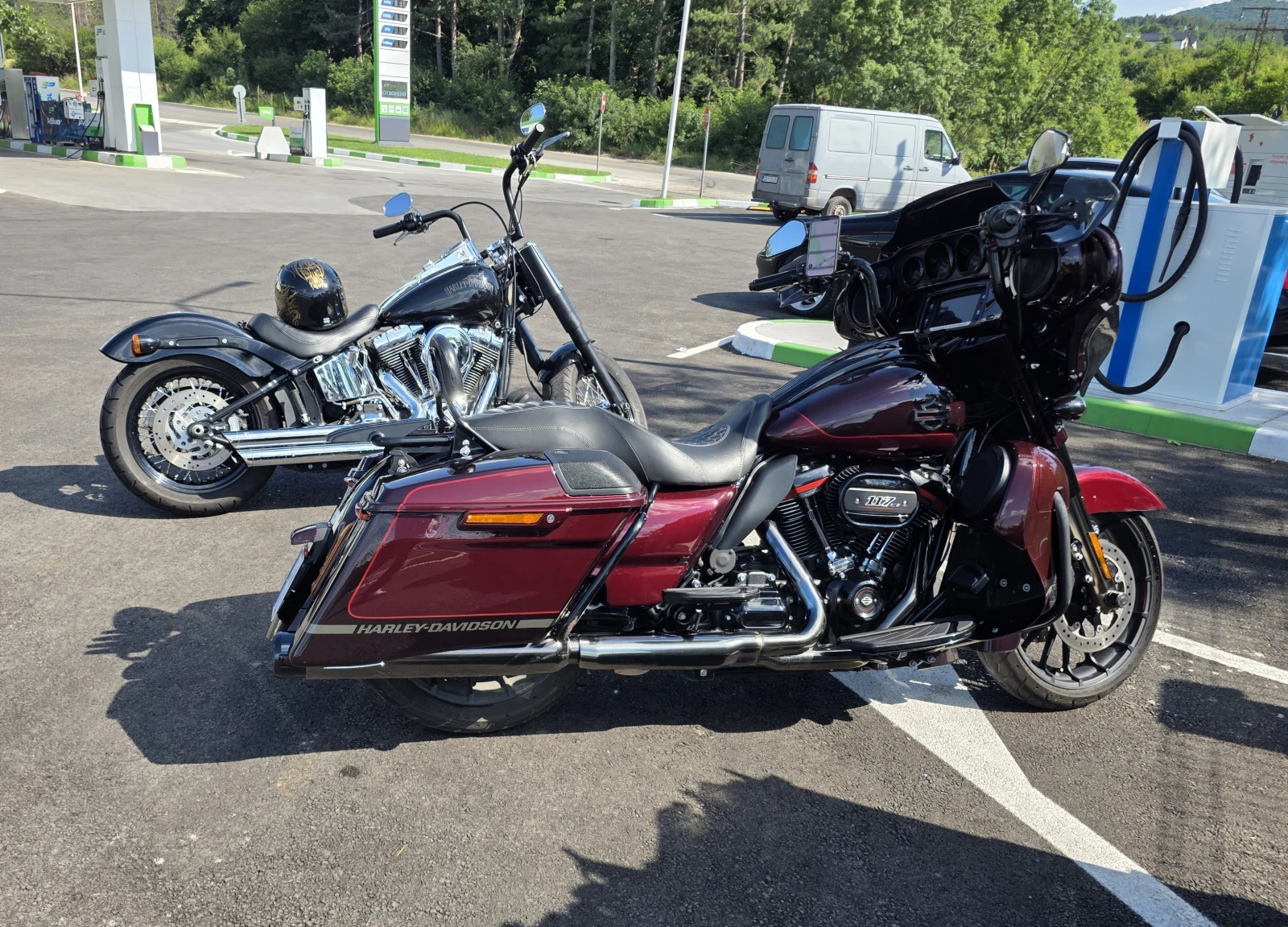 Harley-Davidson CVO, снимка 3 - Мотоциклети и мототехника - 55411977