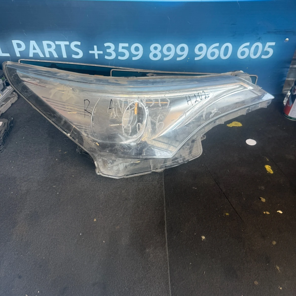 Десен фар Toyota Avensis 2016-2017 1551-1551
