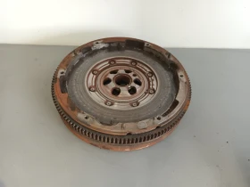 Маховик фолксваген голф 7комби 1.5тси 