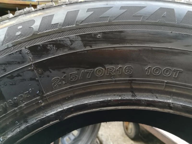 Гуми Зимни 215/70R16, снимка 5 - Гуми и джанти - 19451003