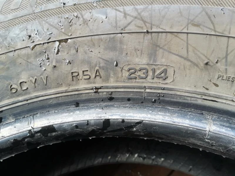 Гуми Зимни 215/70R16, снимка 7 - Гуми и джанти - 19451003