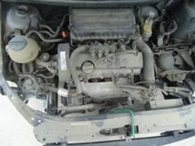 Skoda Roomster 1.4 16V 86kc CGGB, снимка 6