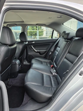 Honda Accord 2.4i-VTEC Distronic NAVI TUV 2027г., снимка 14