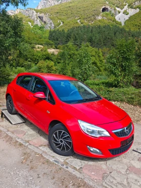 Opel Astra 1.4I НОВ ВНОС, снимка 1