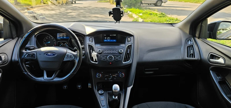 Ford Focus STLine EcoBoost, снимка 12 - Автомобили и джипове - 47476813