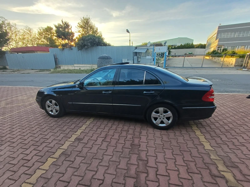 Mercedes-Benz E 320, снимка 6 - Автомобили и джипове - 47453708