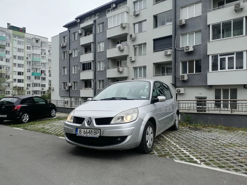 Renault Grand scenic 1.6 Газ Автоматик, снимка 1 - Автомобили и джипове - 48009939